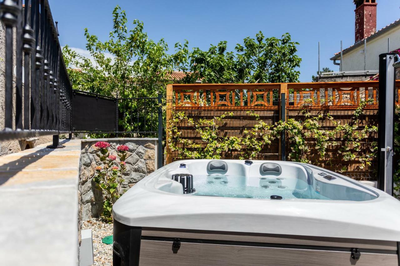 Relax Village Home Mare Кърк Екстериор снимка