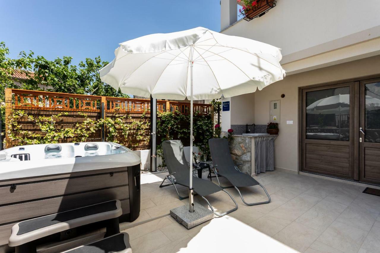 Relax Village Home Mare Кърк Екстериор снимка