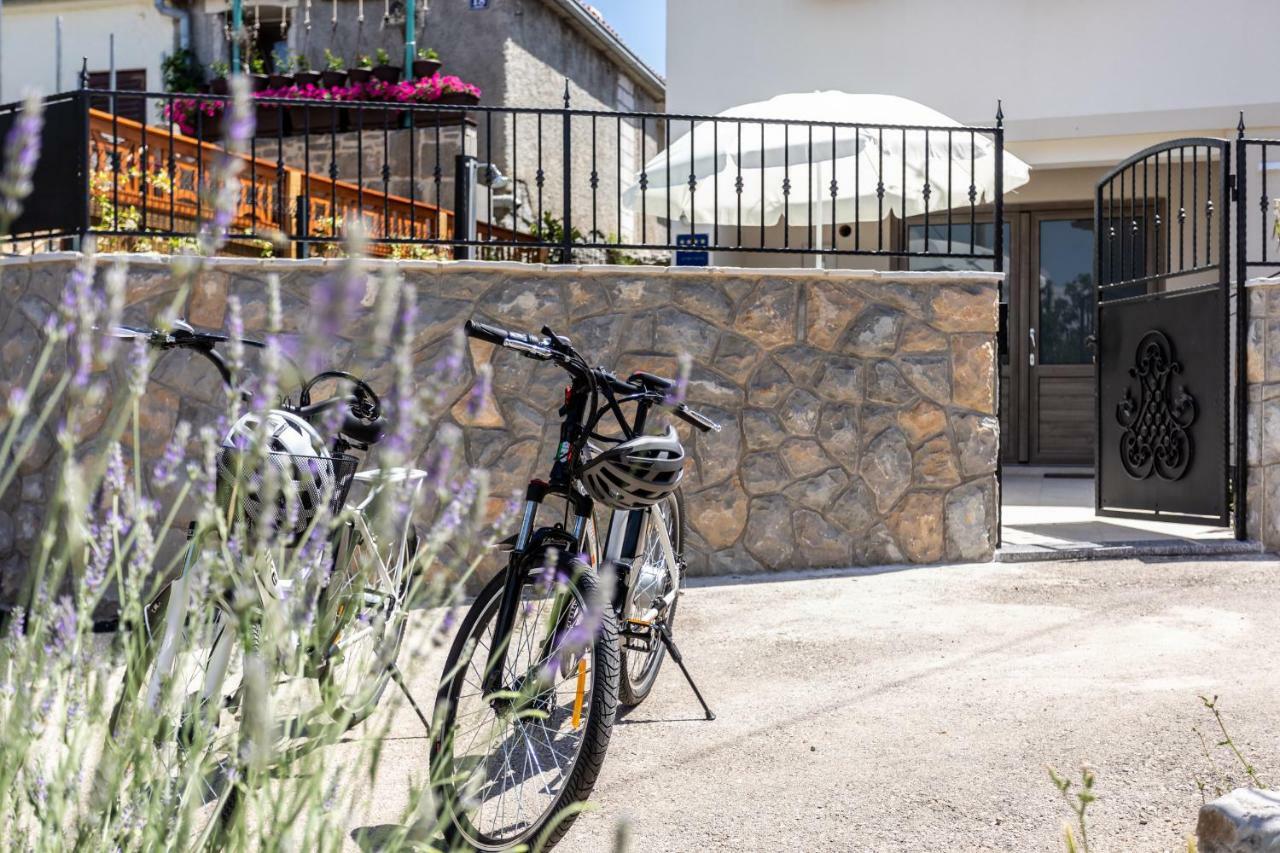 Relax Village Home Mare Кърк Екстериор снимка