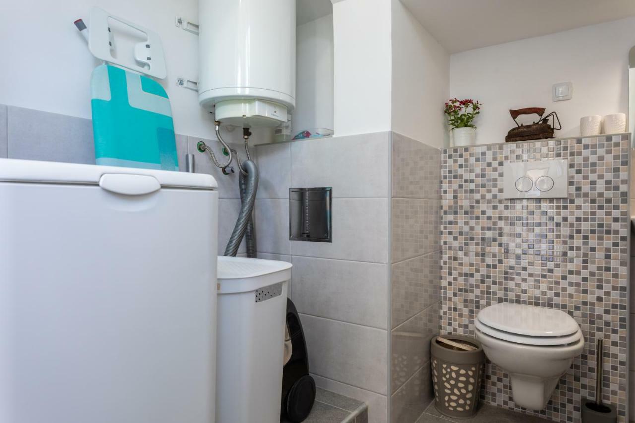 Relax Village Home Mare Кърк Екстериор снимка
