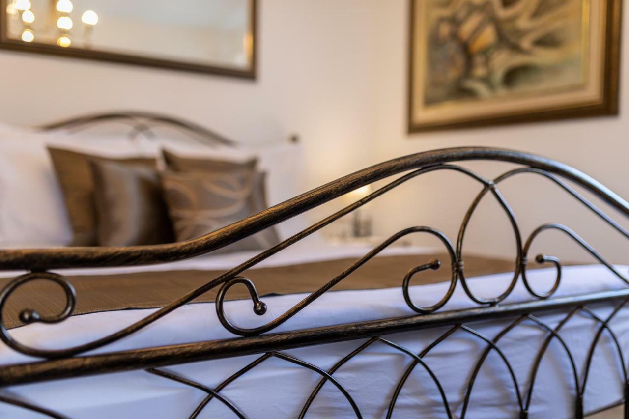 Relax Village Home Mare Кърк Екстериор снимка